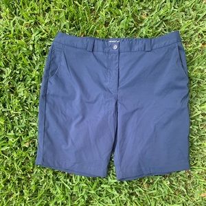 Women’s Nike Golf Shorts Sz 16